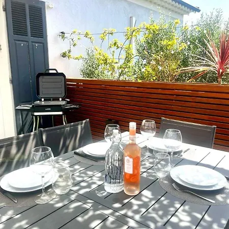 Chez Clement